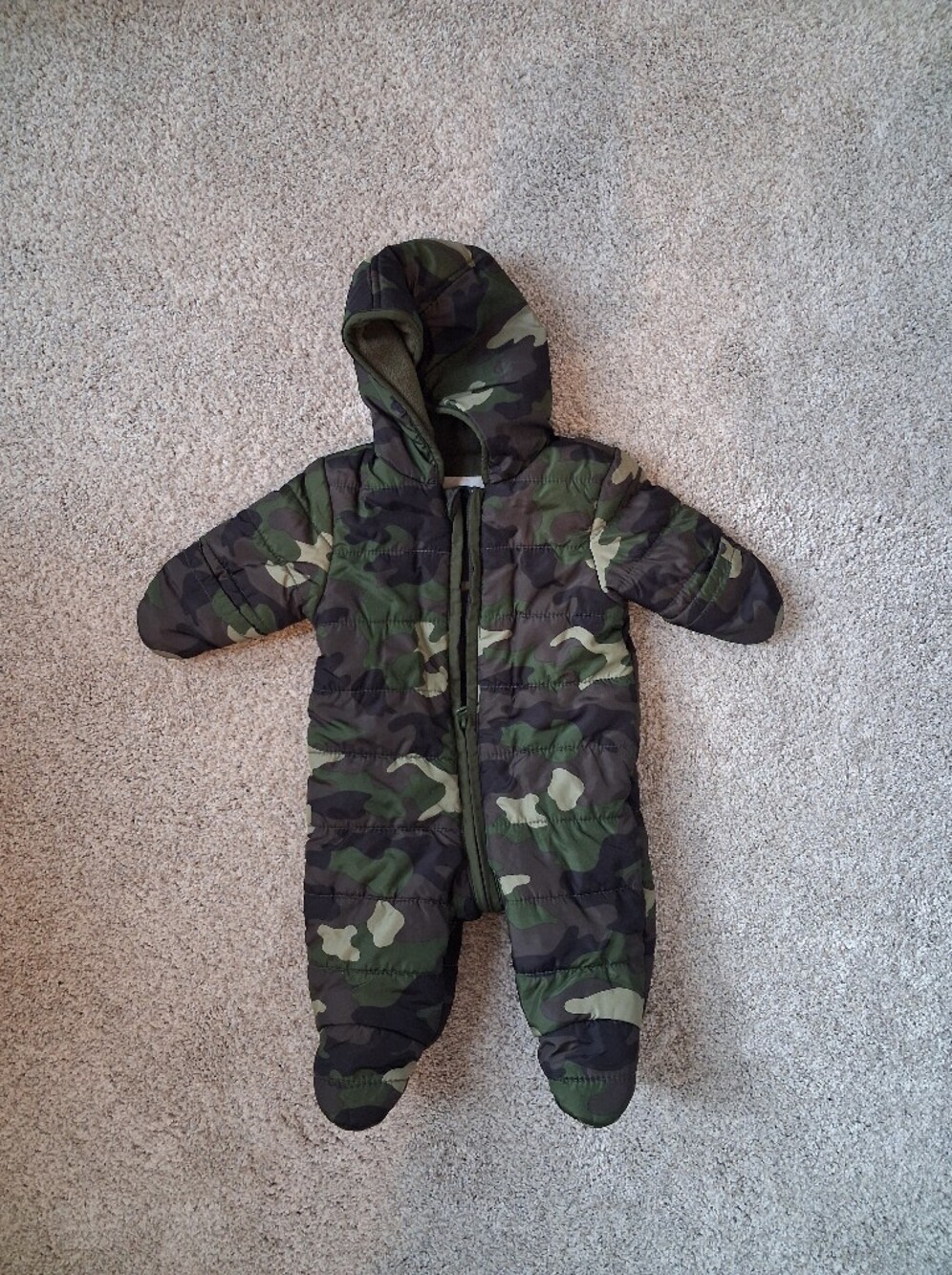 Old Navy Olive Green Kids Bunting